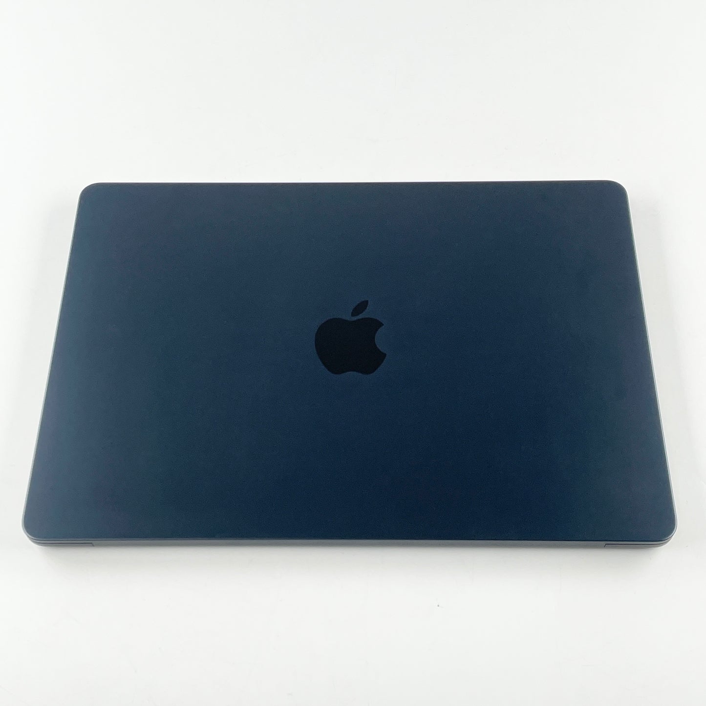 2025 Apple MacBook Air 13.6" M4 16C GPU 4.5GHz 16GB RAM 512GB SSD MW133LL/A