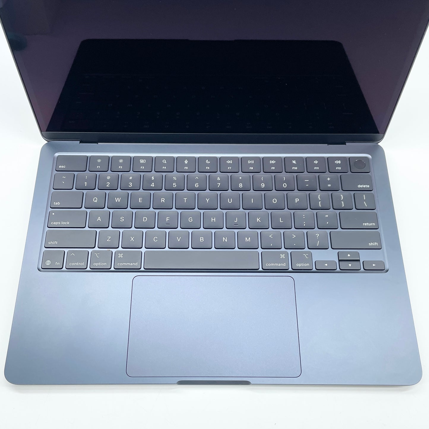 2025 Apple MacBook Air 13.6" M4 16C GPU 4.5GHz 16GB RAM 512GB SSD MW133LL/A