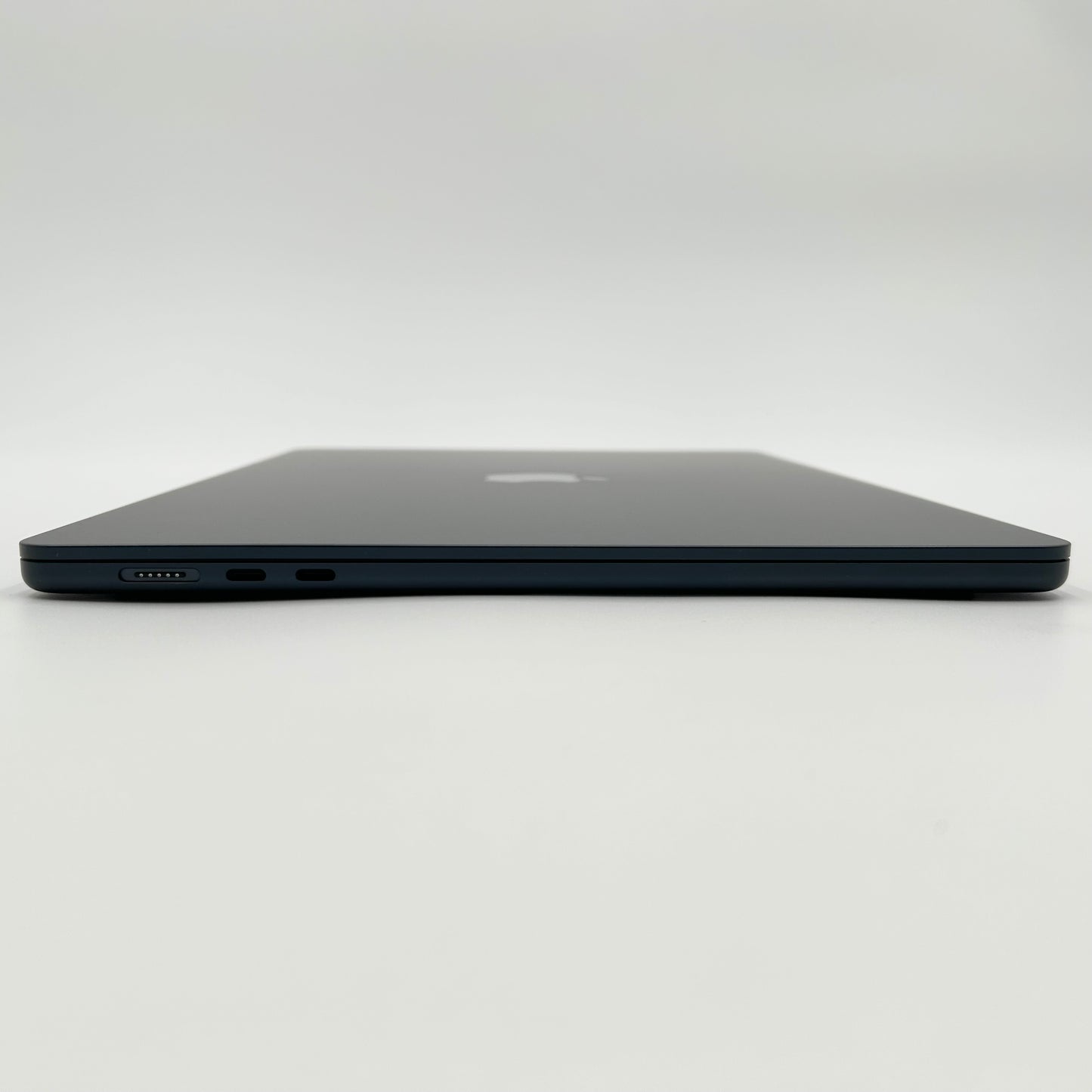 2025 Apple MacBook Air 15" M4 10 Core 4.5GHz 16GB RAM 256GB SSD A3241