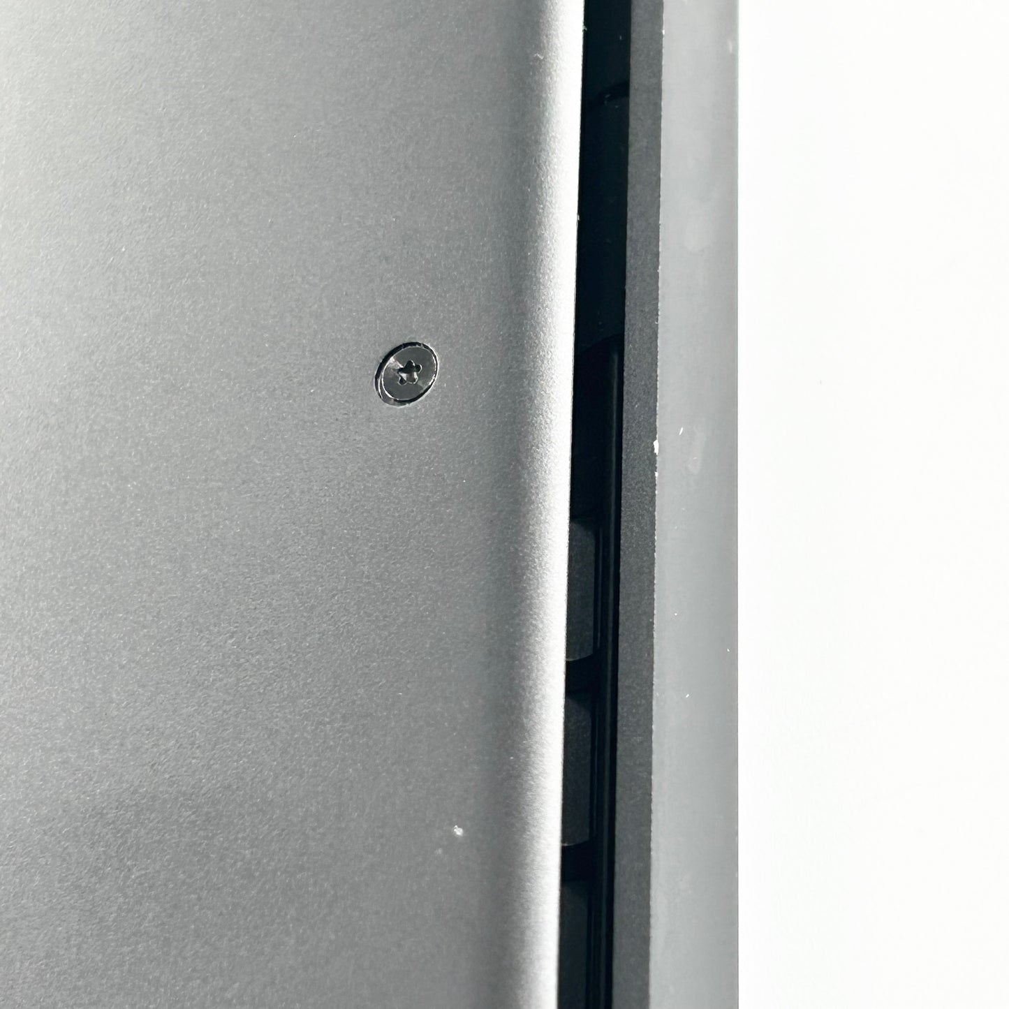 2024 Apple MacBook Pro 16" M4 Pro 20C GPU 4.5GHz 24GB RAM 512GB SSD MX2X3LL/A