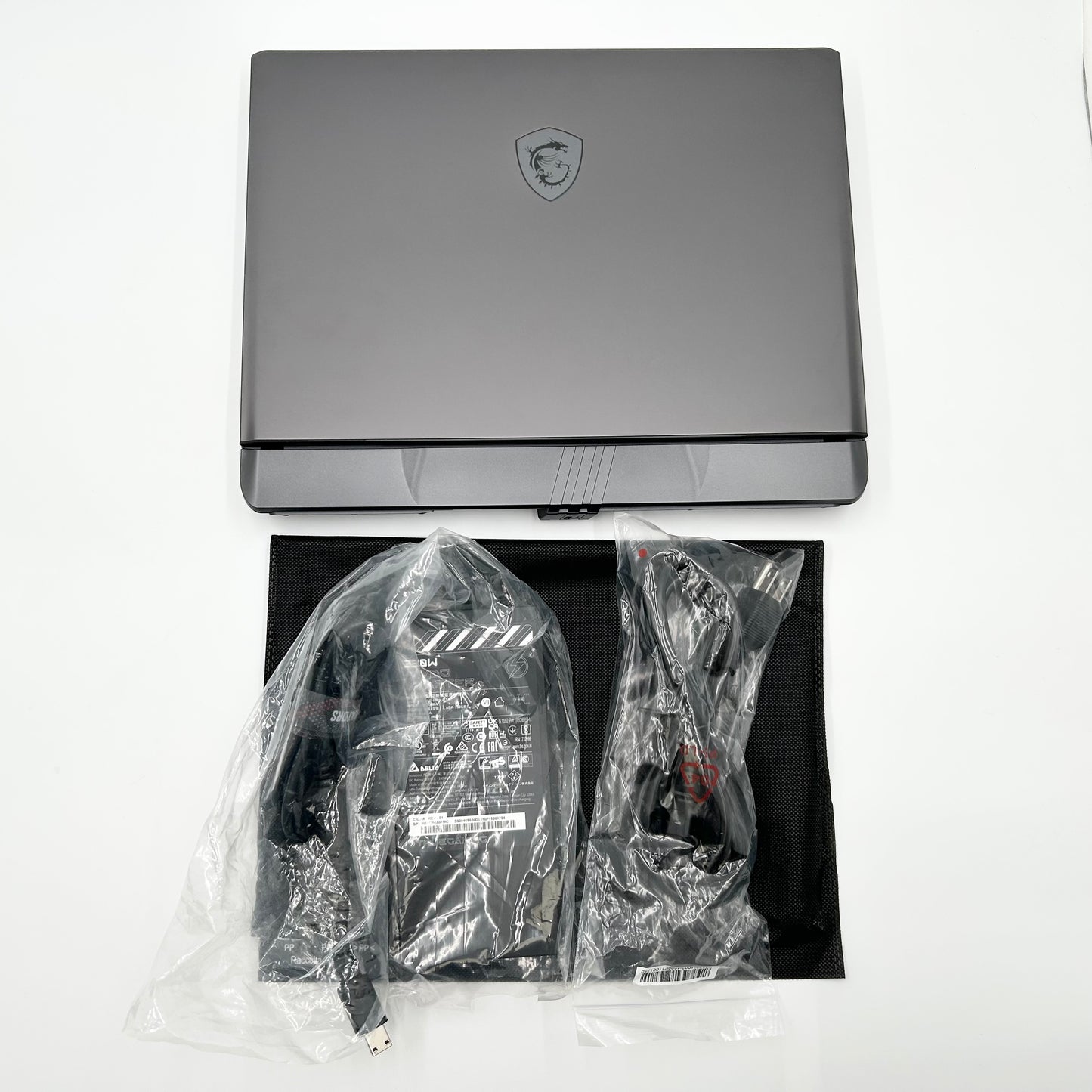 MSI Vector 16 HX AI 16" Core Ultra 9 275HX 16GB RAM 1TB SSD Geforce RTX 5080