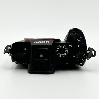Sony Alpha A7R III 42.4MP Mirrorless Digital Camera 8044 Shutter Count