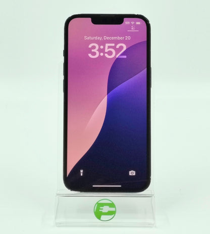 Broken Unlocked Apple iPhone 13 128GB 18.6.2 MNG63LL/A Cracked